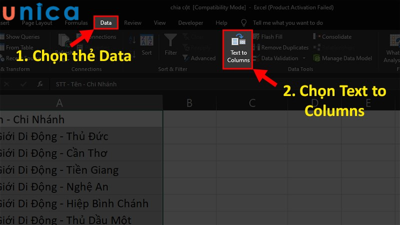 Trên thanh công cụ chọn thẻ Data và chọn tính năng Text to Columns 