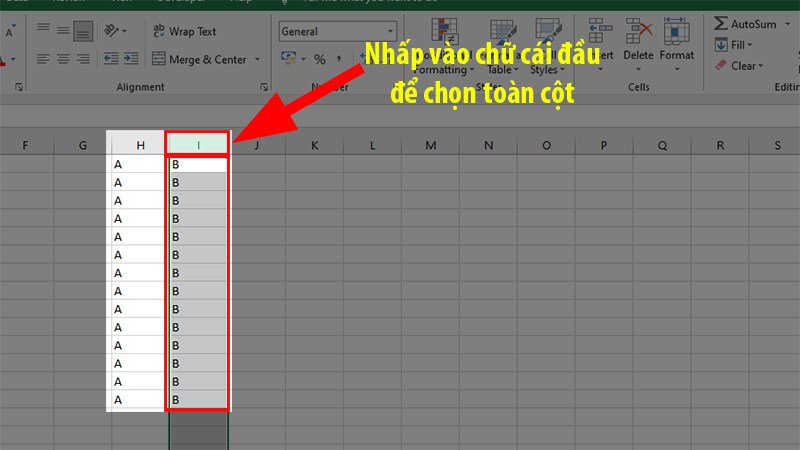 Nhấp chuột vào ô chữ cái ở đầu cột muốn xóa