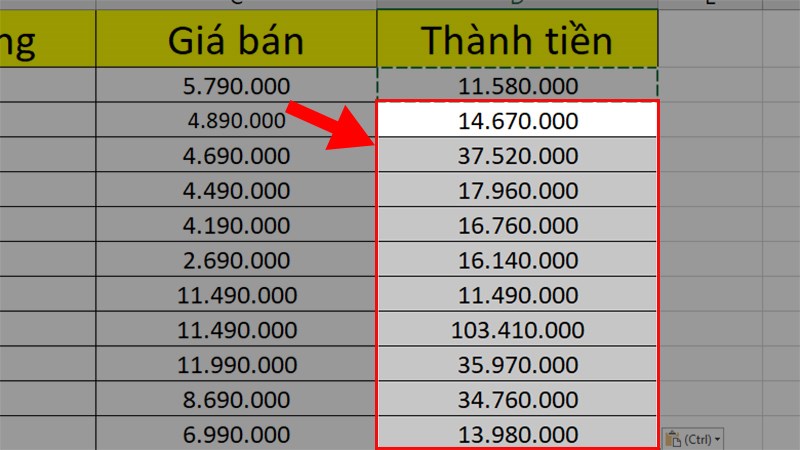 Nhấn tổ hợp phím Ctrl + V để dán toàn bộ công thức cho các ô đã tô chọn ở bước 2